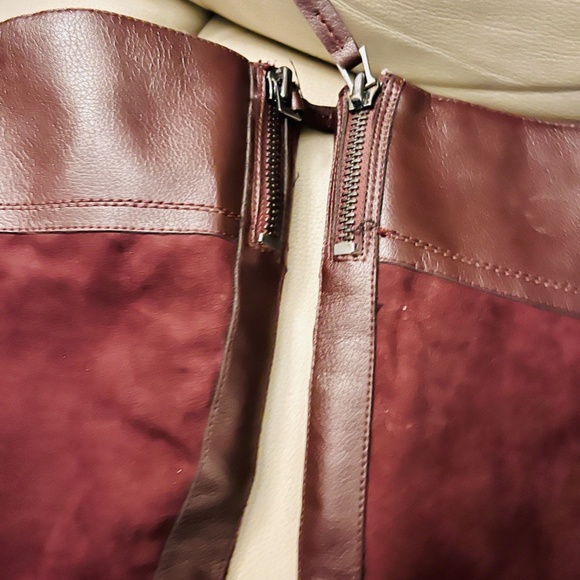 Franco Sarto Dark Burgundy Faux Suede Boot Size 6 M - Picture 2 of 3